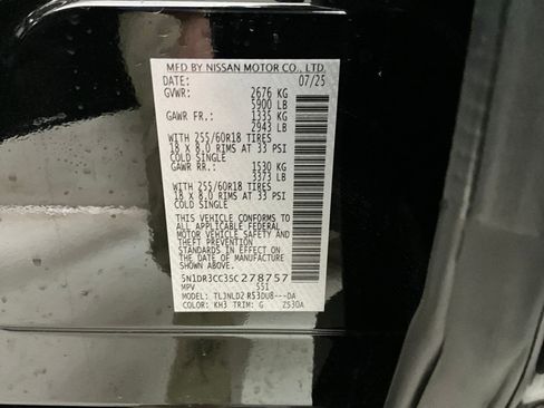 Used 2025 Nissan Pathfinder SL w/ Black Appearance Package image 31