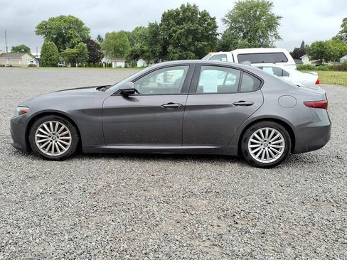 Used 2023 Alfa Romeo Giulia Sprint RWD image 10