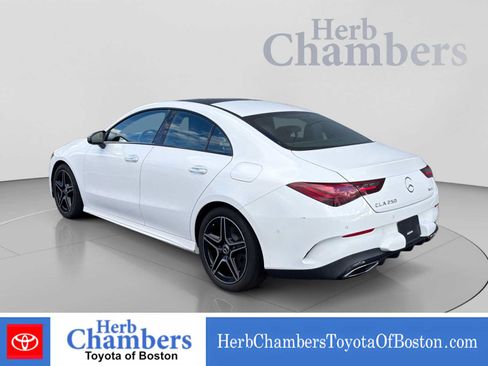 Used 2024 Mercedes-Benz CLA 250 4MATIC image 3