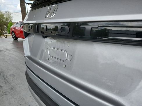Used 2024 Honda Pilot EX-L image 22