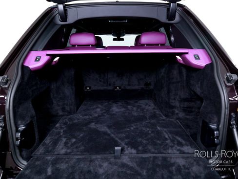 Certified 2025 Rolls-Royce Cullinan Black Badge image 19