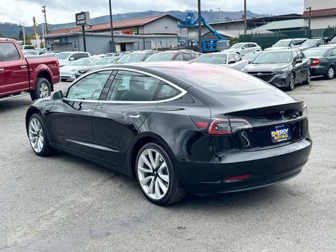 Used 2018 Tesla Model 3 Long Range RWD image 5