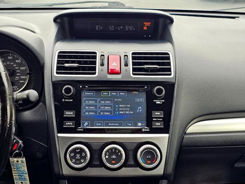 Used 2017 Subaru Crosstrek 2.0i Premium image 20