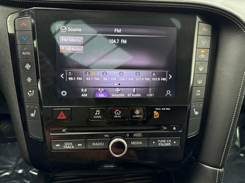 Used 2020 INFINITI QX50 Luxe w/ Navigation Package AWD/4WD image 28