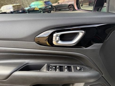 New 2026 Jeep Compass Latitude image 15