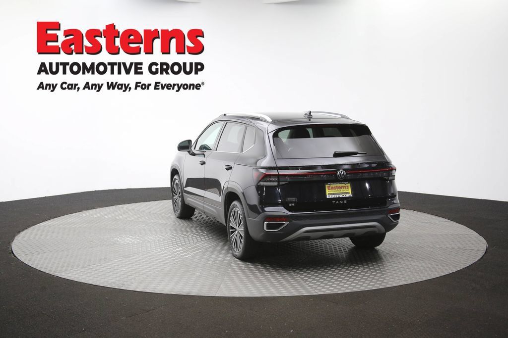 Used 2025 Volkswagen Taos SE FWD image 64