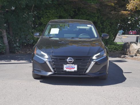 Used 2023 Nissan Altima 2.5 SV w/ SV Premium Package AWD/4WD image 29