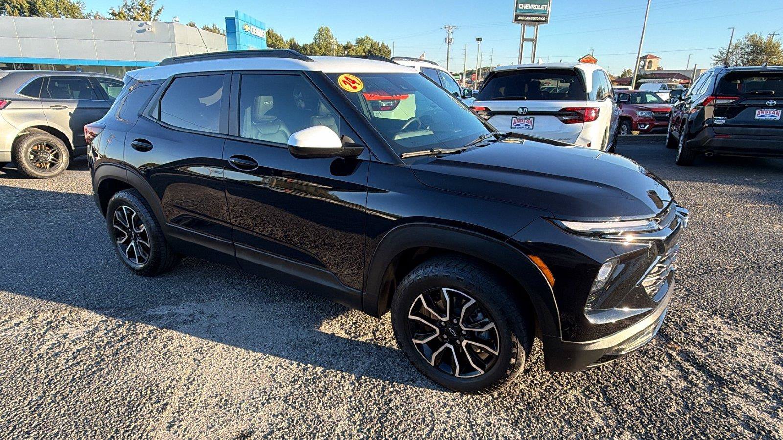 Used 2024 Chevrolet TrailBlazer ACTIV w/ Driver Confidence Package FWD image 6