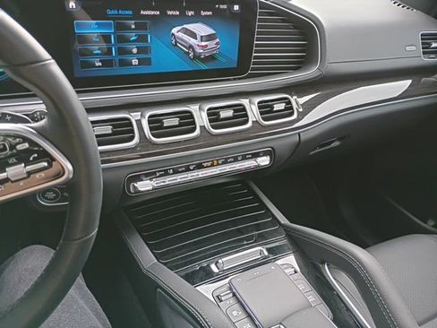 Certified 2023 Mercedes-Benz GLS 450 4MATIC image 15