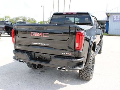 Used 2023 GMC Sierra 1500 AT4 w/ AT4 Premium Package AWD/4WD image 13
