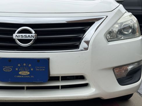 Used 2015 Nissan Altima 2.5 S w/ Power Driver Seat Package FWD image 9