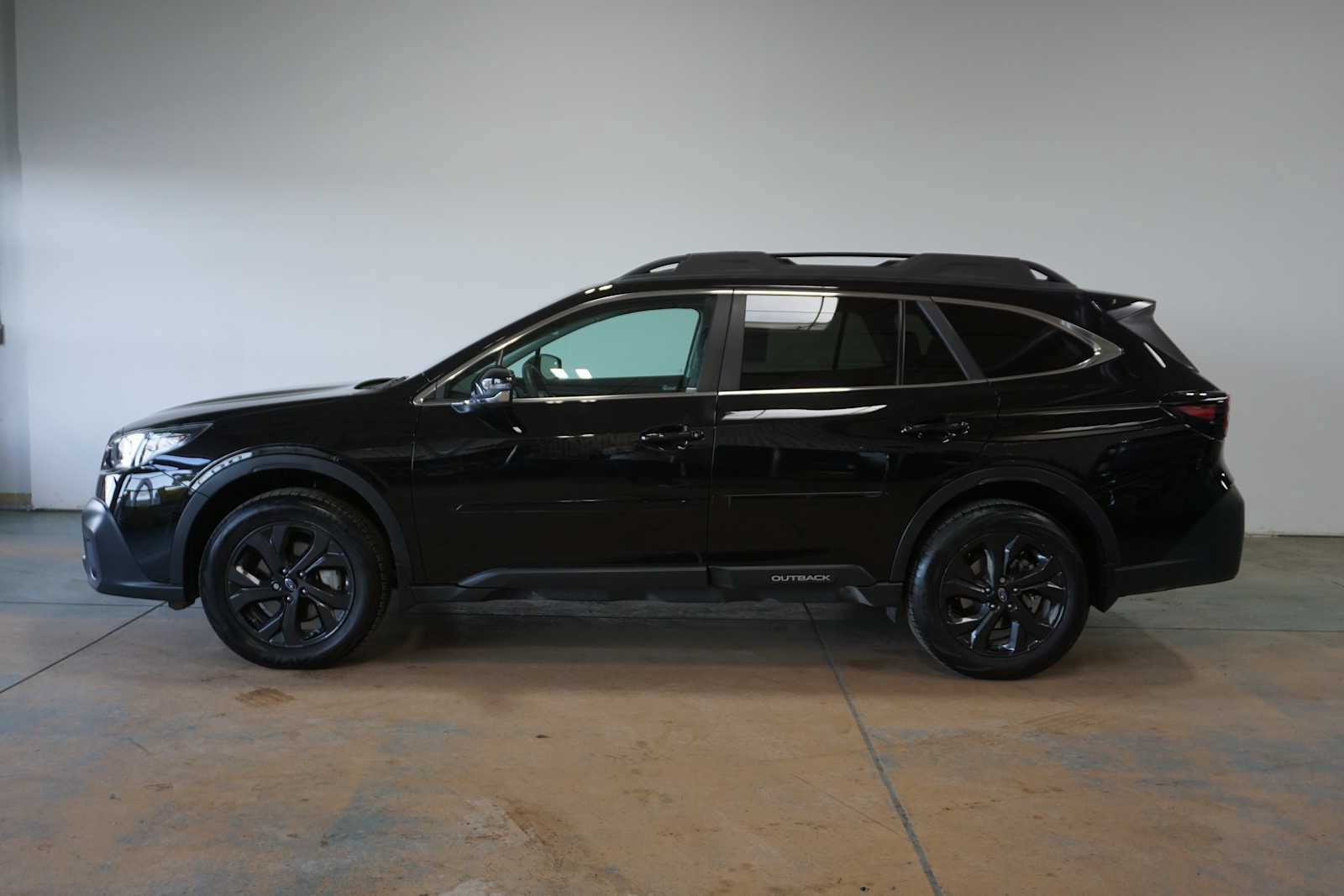Used 2020 Subaru Outback Onyx Edition XT w/ Popular Package #2 AWD/4WD image 3