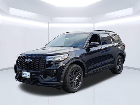 New 2026 Ford Explorer ST-Line w/ ST-Line Street Pack AWD/4WD image 4