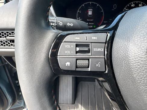 Used 2024 Honda HR-V Sport image 12