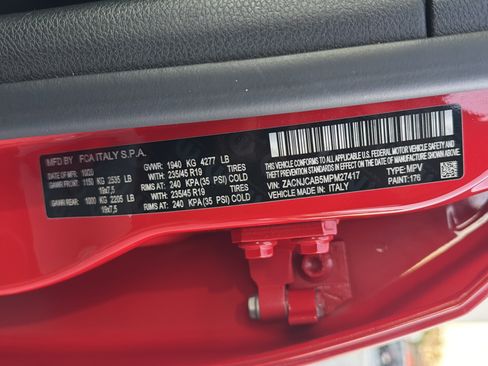 Used 2021 Jeep Renegade Sport image 35