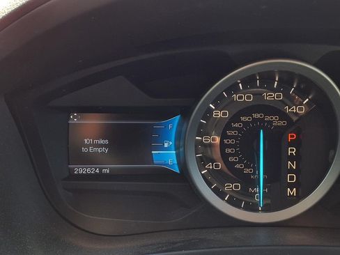 Used 2014 Ford Explorer XLT w/ Equipment Group 202A AWD/4WD image 13