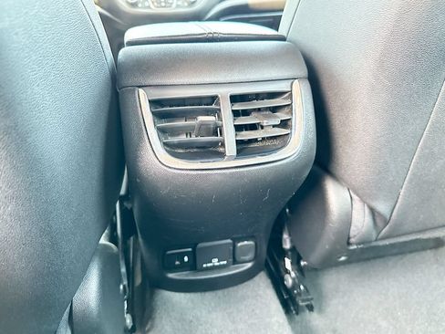 Used 2024 Chevrolet Malibu LT FWD image 4