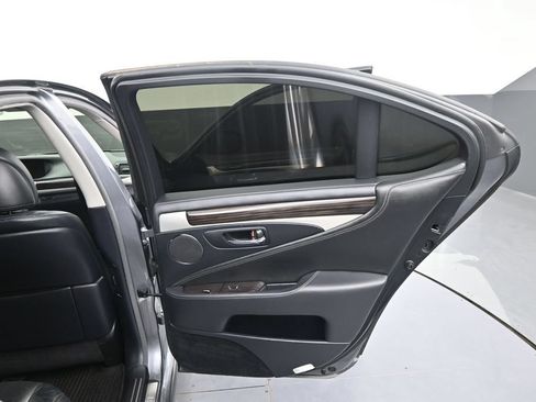 Used 2017 Lexus LS 460 AWD w/ Comfort Package image 40