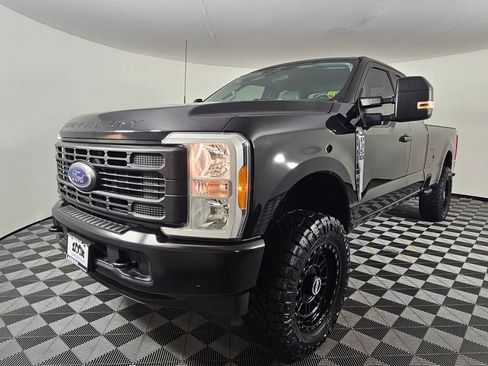 Used 2023 Ford F350 XL w/ XL Off-Road Package AWD/4WD image 8