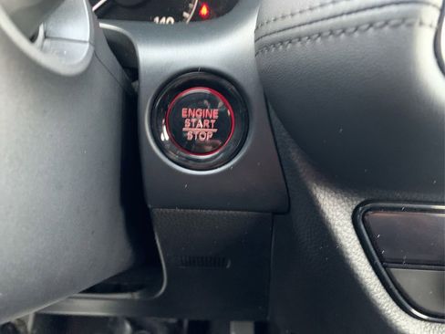 Used 2023 Honda HR-V LX image 33