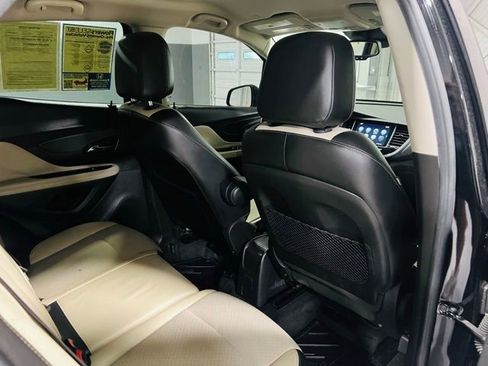 Used 2019 Buick Encore Sport Touring FWD image 27