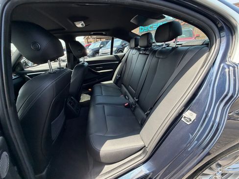 Used 2017 BMW 340i xDrive Sedan AWD/4WD image 12
