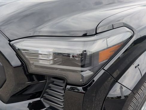 Used 2024 Toyota Tacoma SR5 AWD/4WD image 11