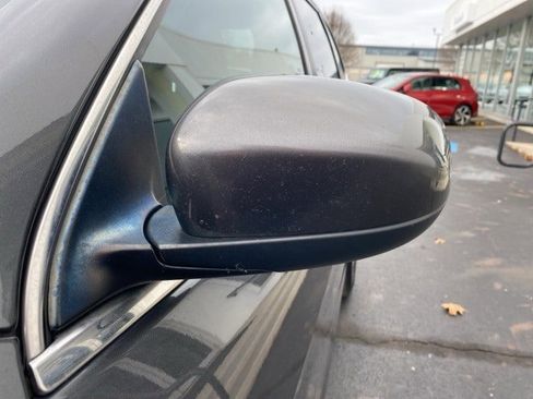 Used 2016 Jeep Cherokee Latitude w/ Cold Weather Group image 9