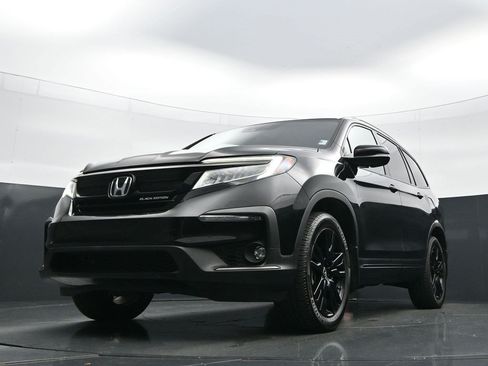 Used 2022 Honda Pilot Black Edition image 32