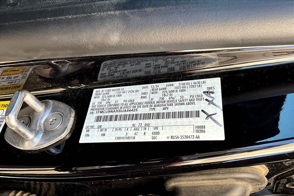 Used 2025 Ford Escape ST-Line Select AWD/4WD image 19