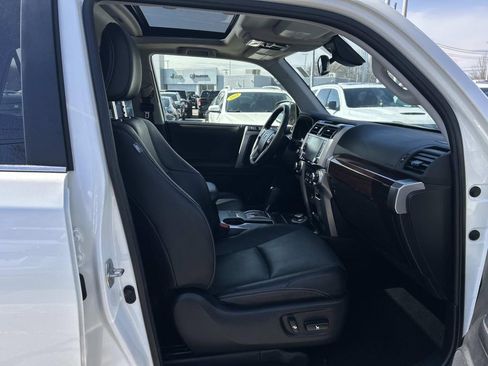 Used 2023 Toyota 4Runner Limited AWD/4WD image 19