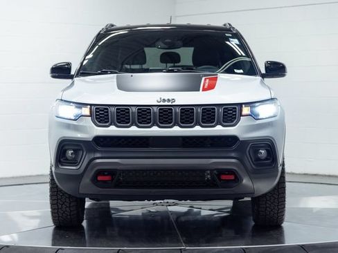 Used 2024 Jeep Compass Trailhawk AWD/4WD image 5