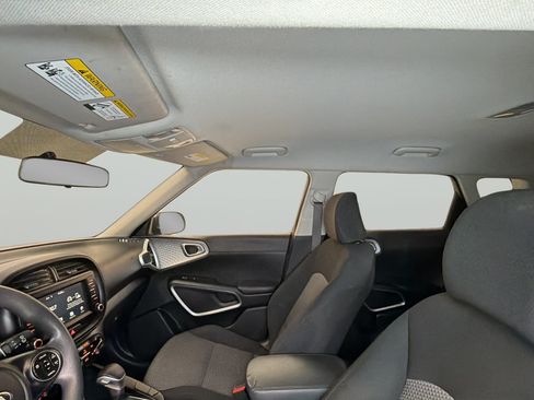 Used 2021 Kia Soul LX FWD image 32