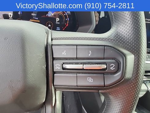 Used 2024 Chevrolet Colorado Trail Boss w/ Technology Package image 12