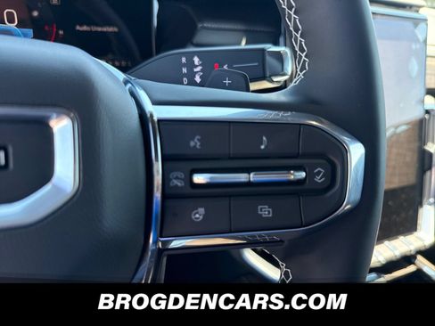 New 2026 GMC Acadia Denali Ultimate w/ LPO, All-Weather Package AWD/4WD image 6