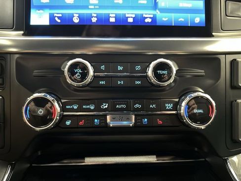 Used 2023 Ford F150 Lariat w/ Equipment Group 502A High AWD/4WD image 19