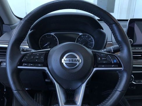 Used 2019 Nissan Altima 2.5 Platinum image 25