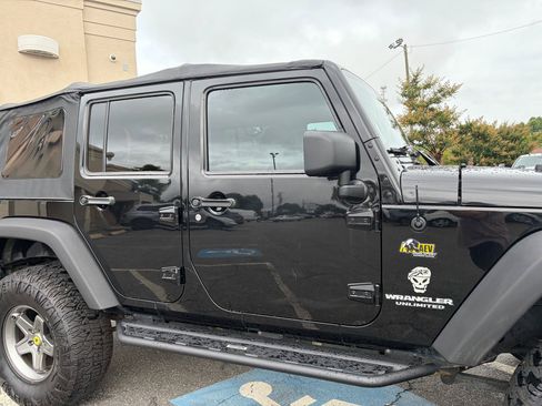Used 2012 Jeep Wrangler Unlimited Sport AWD/4WD image 27