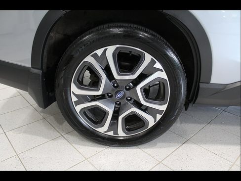 Used 2023 Subaru Ascent Limited w/ Technology Package AWD/4WD image 11