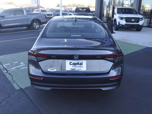 Certified 2023 Honda Accord LX image 6