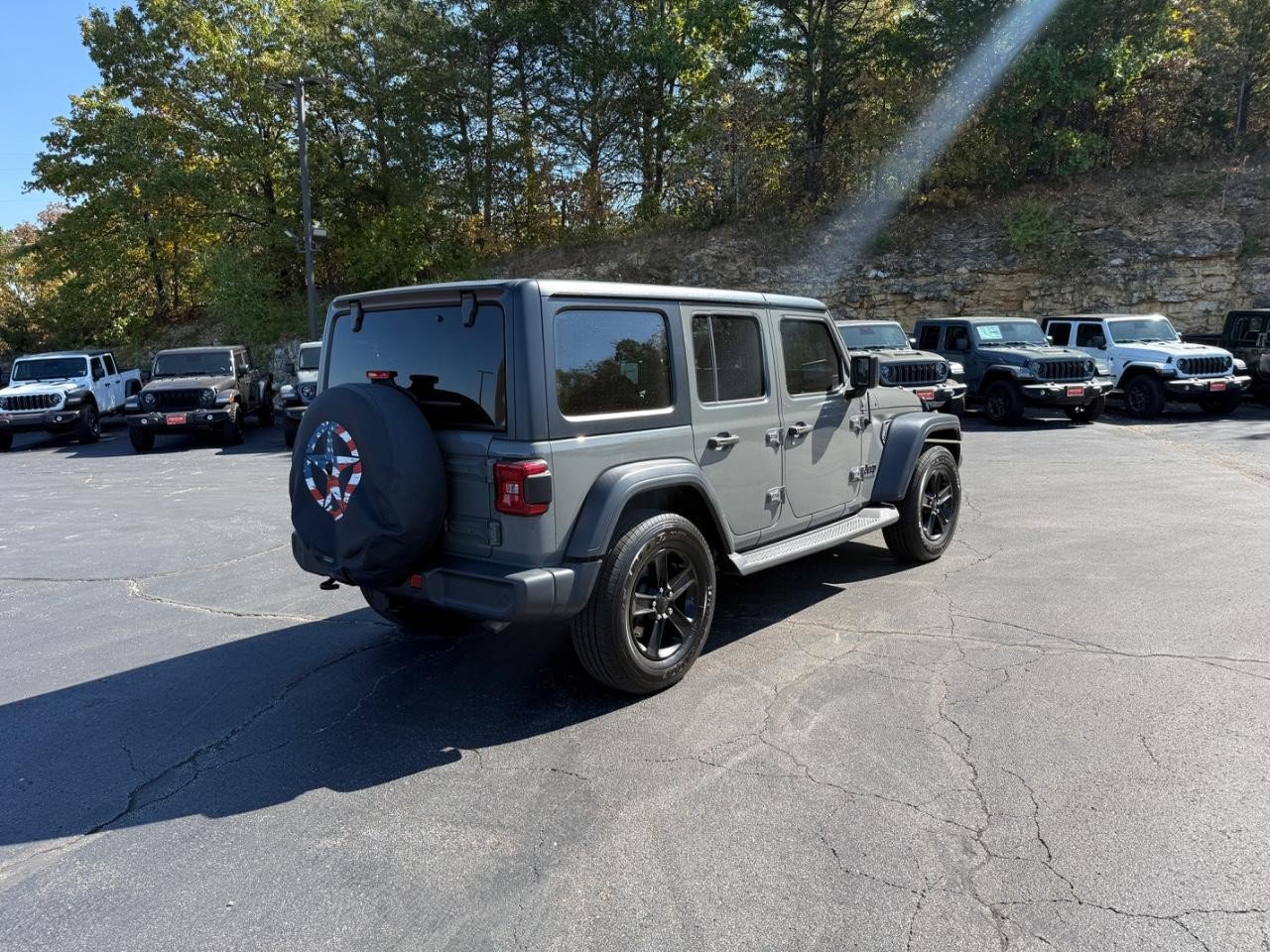 Used 2019 Jeep Wrangler Unlimited Sport AWD/4WD image 5