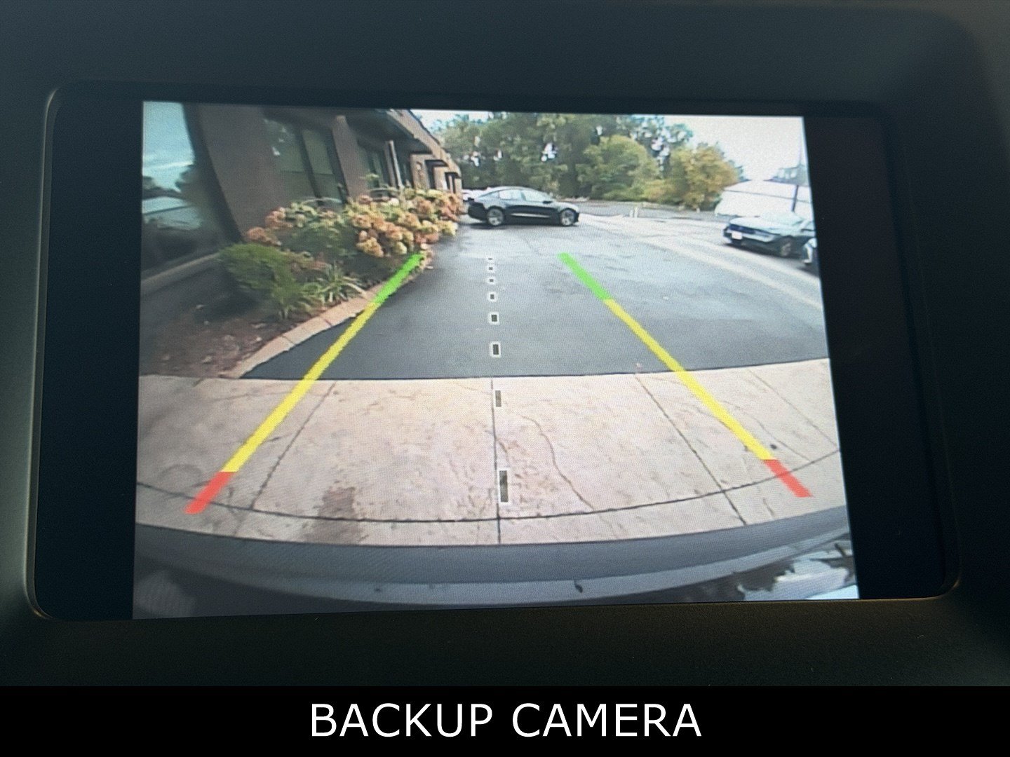 Used 2019 Jeep Cherokee Latitude Plus FWD image 23