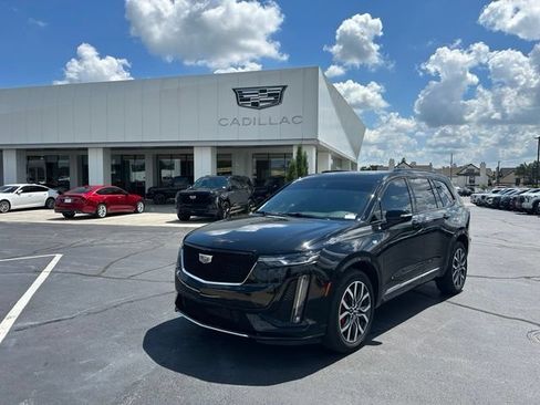 Certified 2024 Cadillac XT6 Sport w/ LPO, Floor Liner Package AWD/4WD image 9
