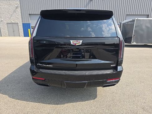Used 2026 Cadillac Escalade Sport w/ Touring Package AWD/4WD image 2