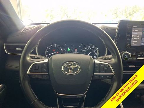 Certified 2021 Toyota Highlander XSE AWD/4WD image 27