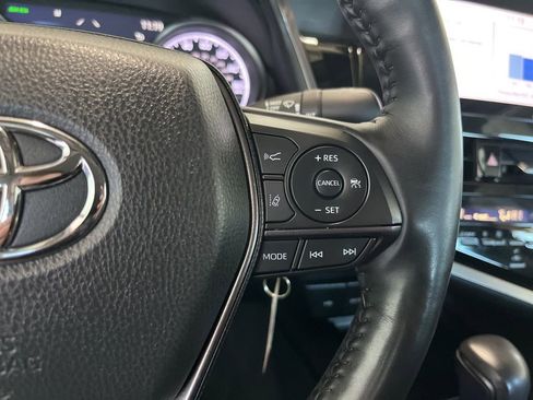 Used 2023 Toyota Camry SE w/ Cold Weather Package AWD/4WD image 8