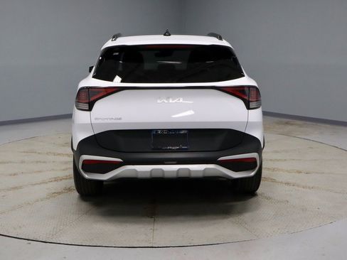 Used 2025 Kia Sportage EX w/ Premium Package image 11