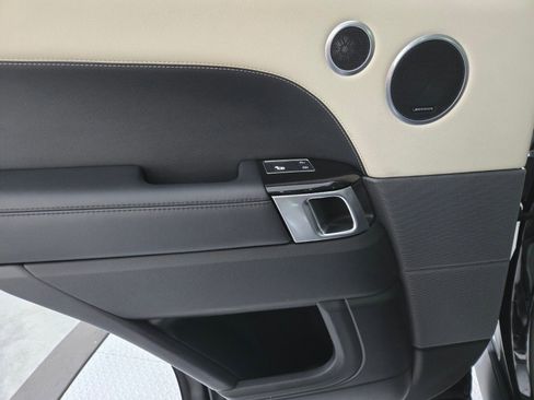 Used 2022 Land Rover Range Rover Sport HSE Silver Edition image 20