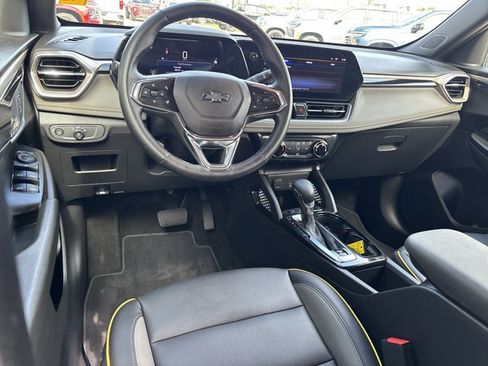 Used 2024 Chevrolet TrailBlazer ACTIV w/ Driver Confidence Package AWD/4WD image 16