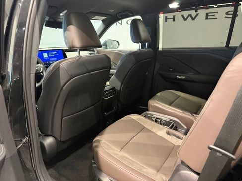 Used 2025 Lexus TX 550h AWD Plug-In Hybrid w/ Technology Package image 26